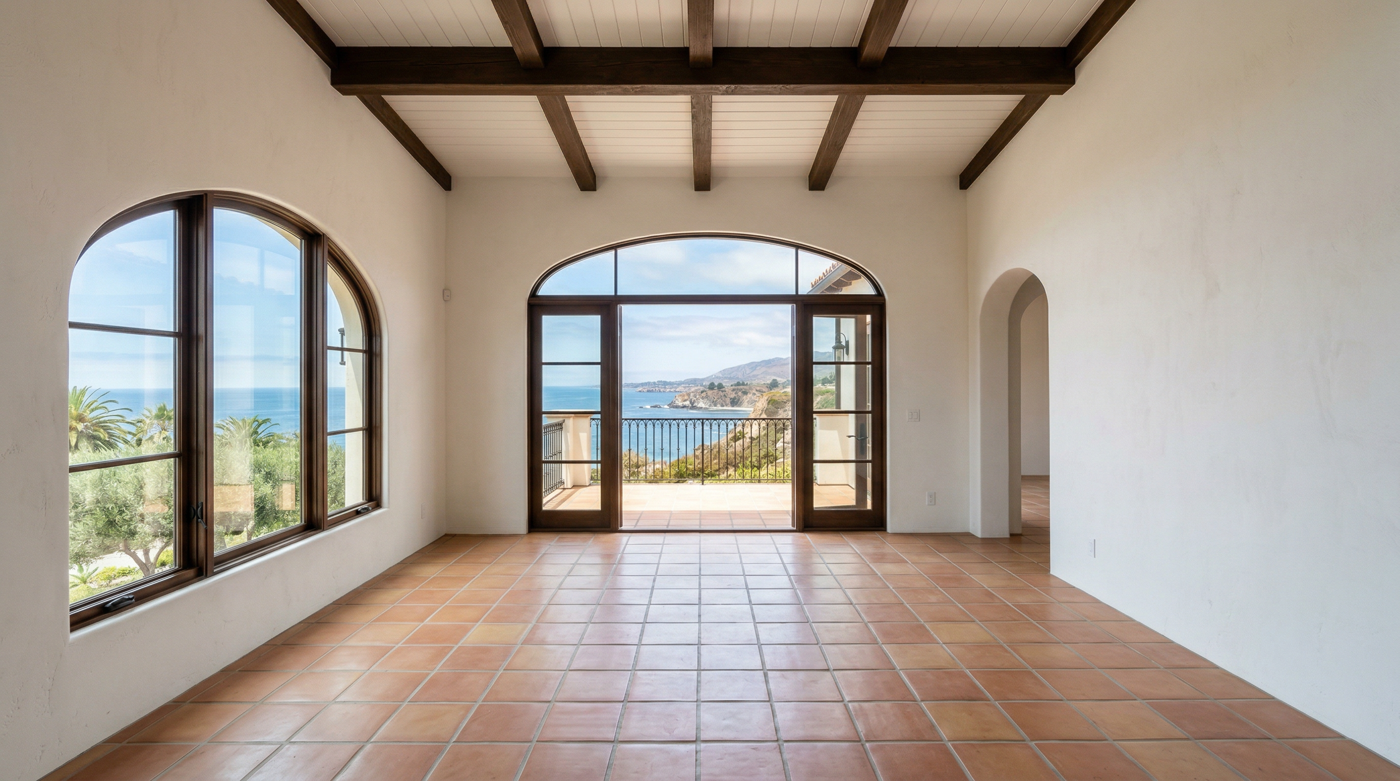 Empty room before staging